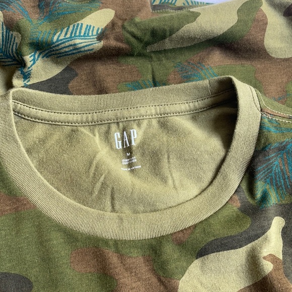 Camouflage T Shirt Old Navy NWT Size Medium & XL - Picture 5 of 7